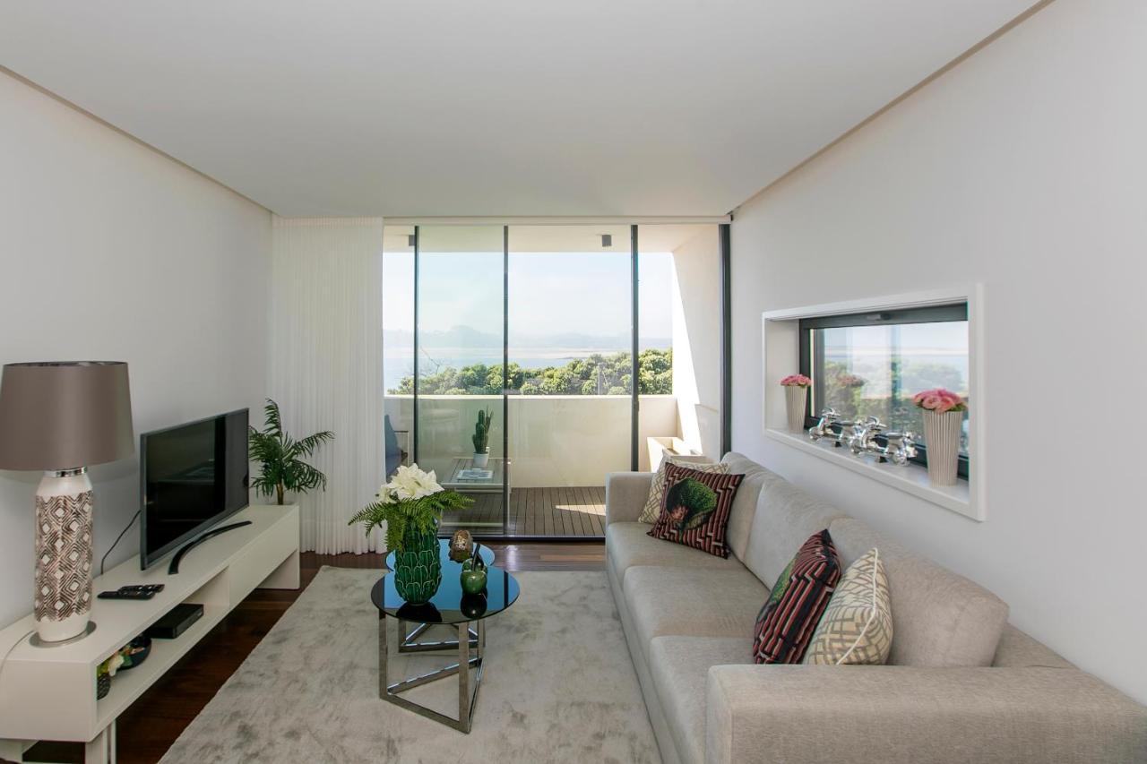 Lovelystay - Luxury 2Br Duplex Apartment In Foz Porto Exterior photo